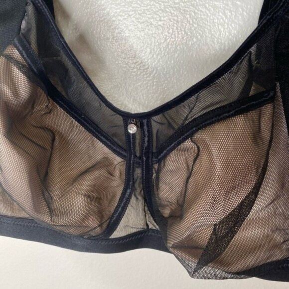 Modern movement black lace unlined wireless bra 34D - Picture 2 of 6